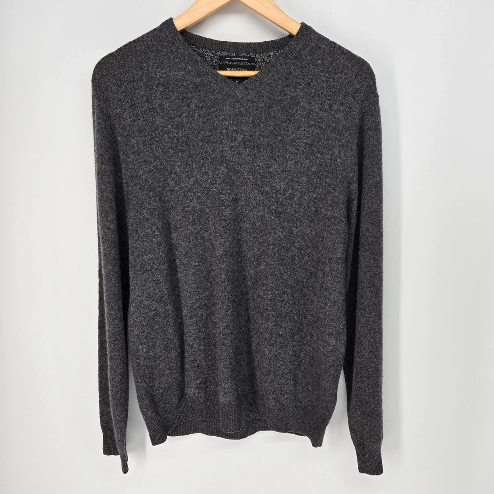 Nordstrom Sweater Mens Medium Gray 100% Cashmere V-Neck Pullover Luxury Knitwear
